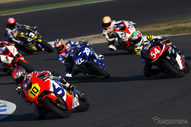 ホンダ レーシング THANKS DAY に大勢のファン集まる