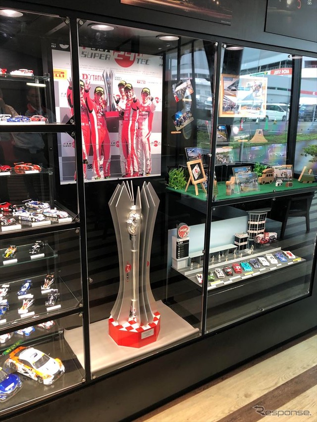 レストランオリヅル内展示ブース