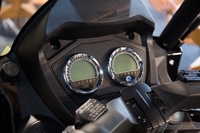 ADIVA(アディバ)の3輪モビリティ「AD1 200」