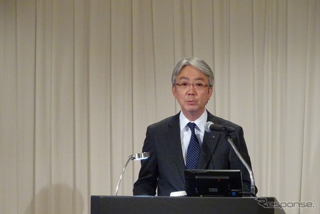スバル　中村知美社長