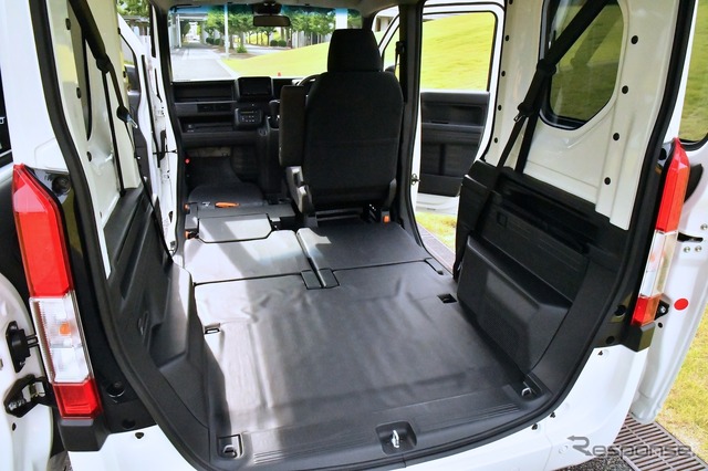 新登場のN-VAN