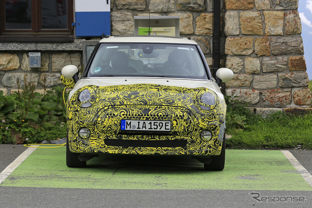 MINIブランド初の市販EVプロトタイプ スクープ写真