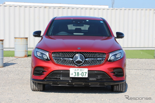 メルセデスAMG GLC43クーペ 4MATIC