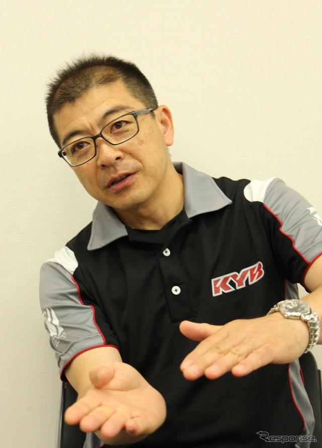 KYB モータースポーツ部 小倉秀昭部長