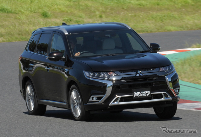 三菱 アウトランダーPHEV 改良新型(2019年モデル)
