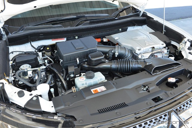 三菱 アウトランダーPHEV 改良新型(2019年モデル)