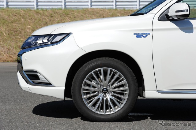 三菱 アウトランダーPHEV 改良新型(2019年モデル)