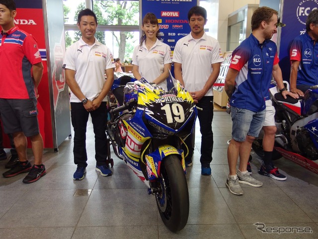 KYB MORIWAKI MOTUL RACING(「鈴鹿8耐タイトル奪還!」ファンミーティング)