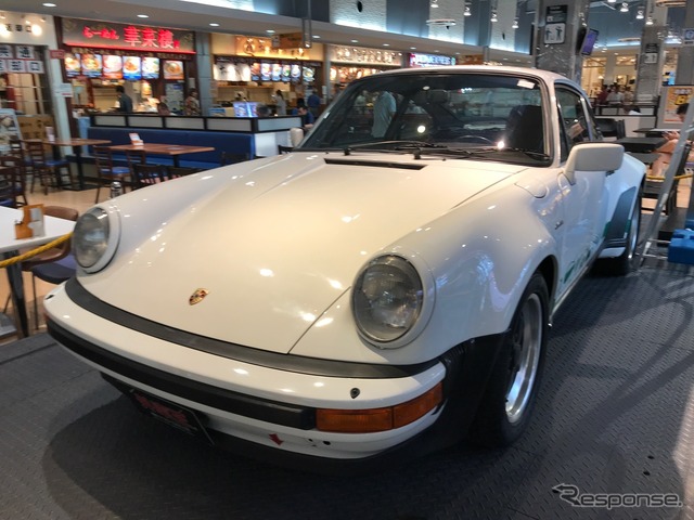 930型ポルシェ911カレラ。911といえばこれという人も少なくない。