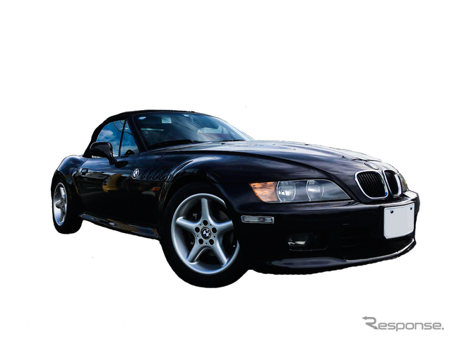 金額を見事に当てた人の中から抽選で一名に、このBMWZ3がプレゼントされるという。