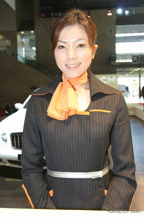 【東京モーターショー07】コンパニオン写真蔵…マイバッハ その4