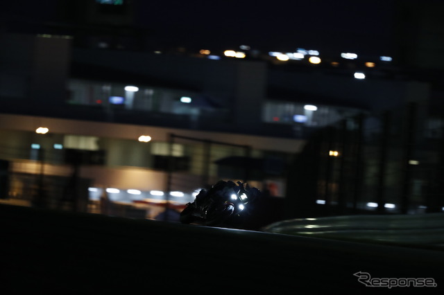 鈴鹿8耐、7月27日夜間走行