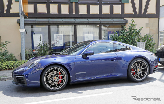 ポルシェ 911 新型(992型)フルヌードスクープ写真