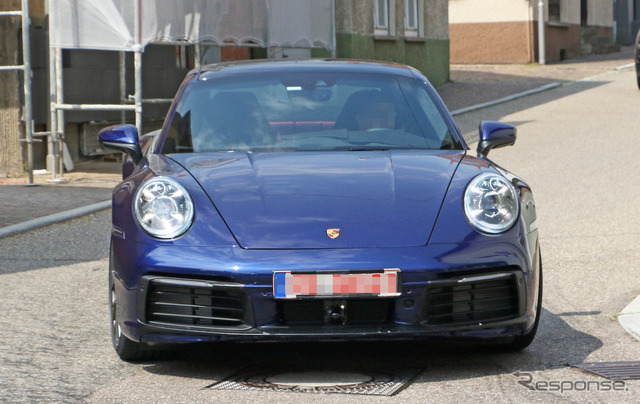 ポルシェ 911 新型(992型)フルヌードスクープ写真