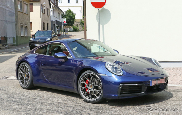 ポルシェ 911 新型(992型)フルヌードスクープ写真