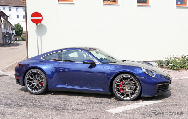 ポルシェ 911 新型(992型)フルヌードスクープ写真