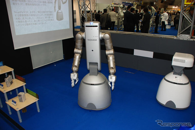国際ロボット展07…安川電機、2010年までに業務支援ロボット発売