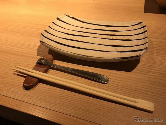 カウンターのみの小さなお店。