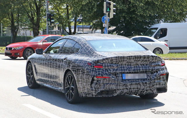 BWM 8シリーズグランクーペ(M8グランクーペ)スクープ写真