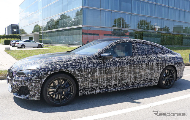 BWM 8シリーズグランクーペ(M8グランクーペ)スクープ写真