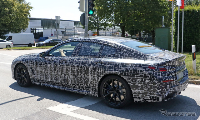 BWM 8シリーズグランクーペ(M8グランクーペ)スクープ写真