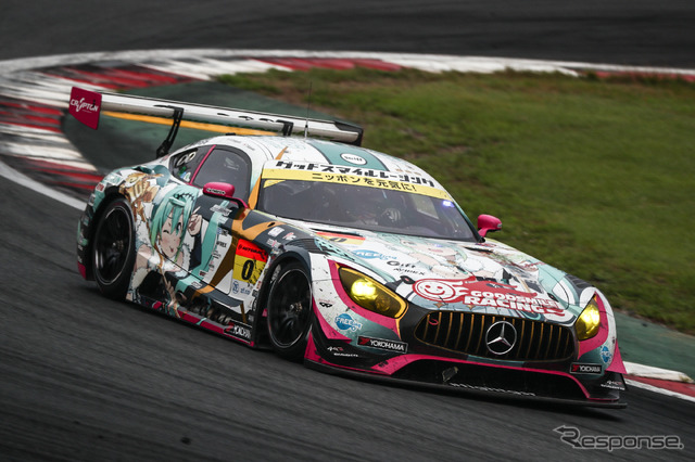 GT300クラス決勝2位の#0 メルセデス。