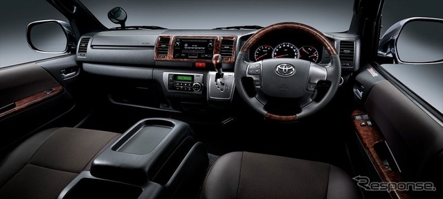 トヨタ ハイエース スーパーGL 50THアニバーサリー リミテッド(2WD・2800ディーゼル・標準ボディ)