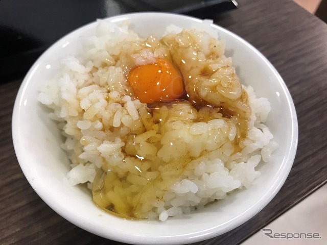 魚介がしっかり聞いているからこそ、この一食のまとめの卵かけごはんは格別だ。