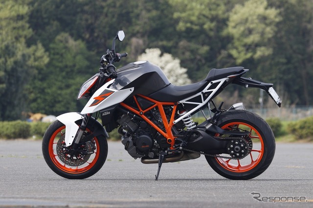 KTM 1290スーパーDUKE R