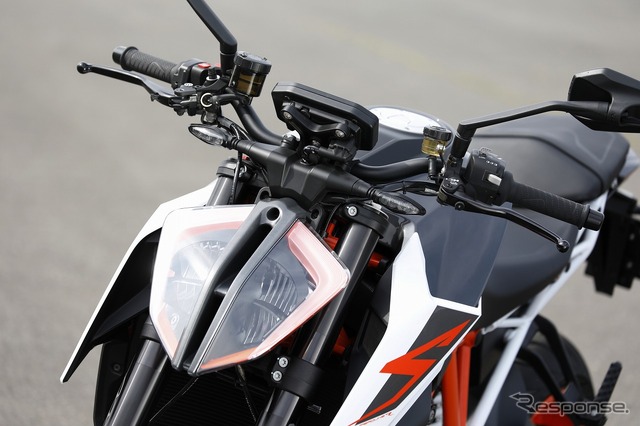 KTM 1290スーパーDUKE R