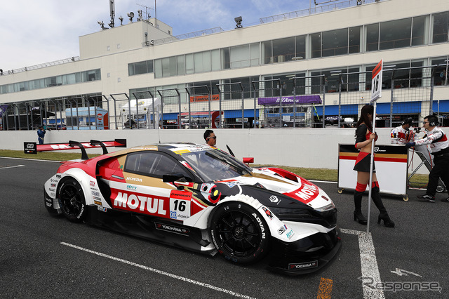 2017年5月に開催されたSUPER GT オートポリス戦の模様。