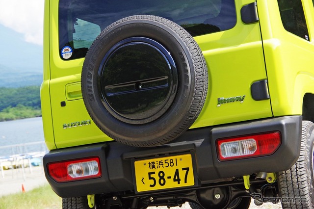 スズキ ジムニー 新型(参考画像)
