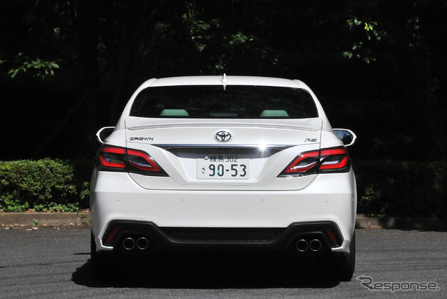 トヨタ クラウン 新型(2.0 RS)
