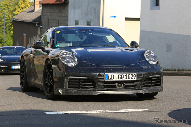 ポルシェ 911 GTS 次期型スクープ写真