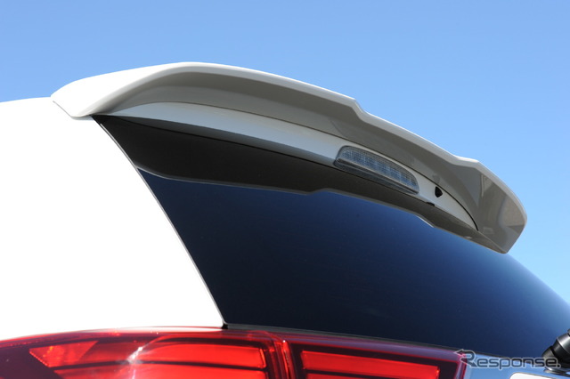 三菱 アウトランダーPHEV(プロトタイプ)