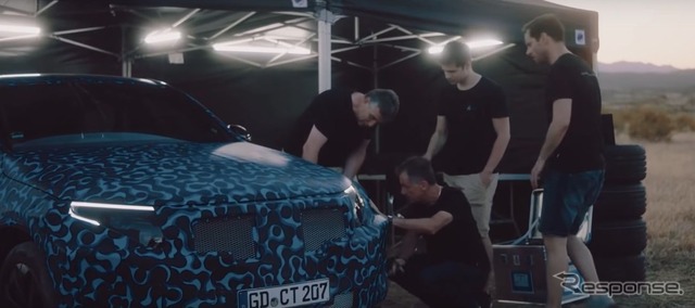 メルセデスベンツ EQC の開発プロトタイプ車