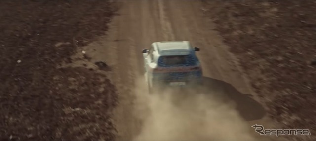 メルセデスベンツ EQC の開発プロトタイプ車
