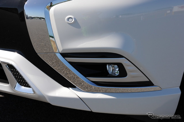 三菱 アウトランダー PHEV(プロトタイプ)