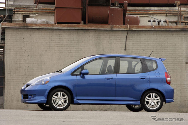 米11月新車販売、エコカーが健闘