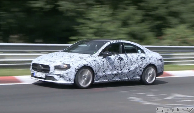 メルセデス ベンツ CLA スクープ動画