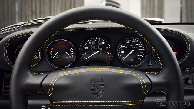 20年ぶりに1台のみ生産されたポルシェ 911 ターボ(993型)