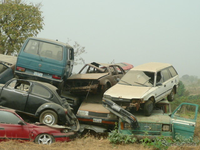 新興国では使用済み自動車は適切な処理をされず廃棄されている(ナイジェリア)。SDGsが掲げる「12.つくる責任 つかう責任」は地球規模での喫緊の課題