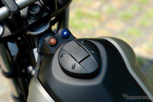 ヤマハ トリッカー XG250(マットブラック2)