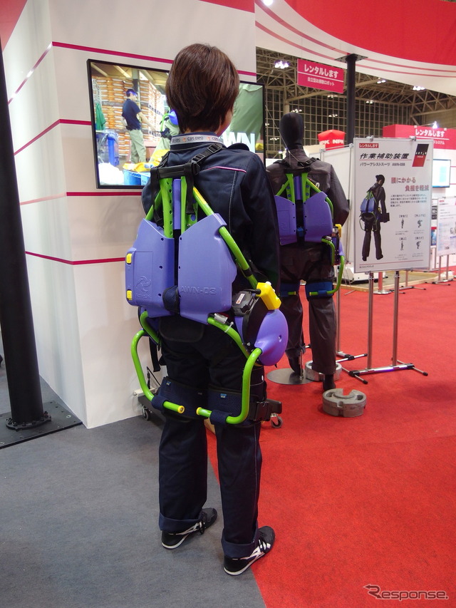 アクティオ「パワーアシストスーツ」(建設・測量生産性向上展 CSPI-EXPO 2018)