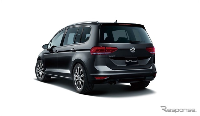 VW ゴルフ トゥーラン TSI ハイライン(ディープブラックパールエフェクト)