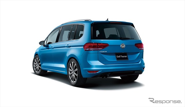 VW ゴルフ トゥーラン TSI ハイライン(カリビアンブルーメタリック)