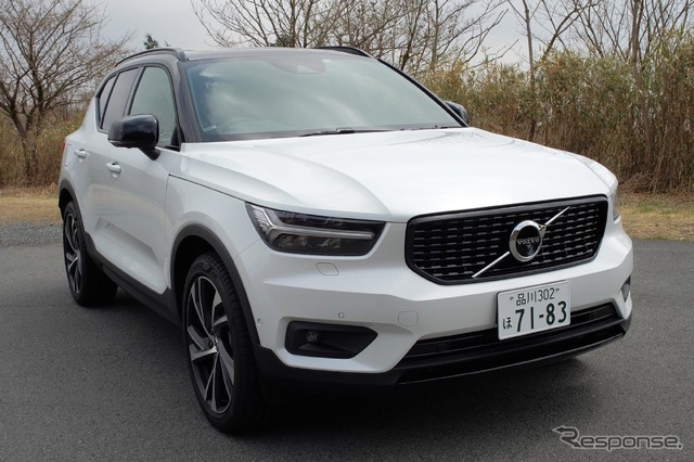 ボルボ XC40 T5 R-DESIGN