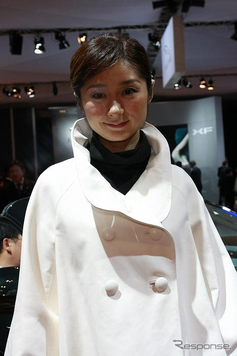 【東京モーターショー07】コンパニオン写真蔵…ジャガー&ランドローバー