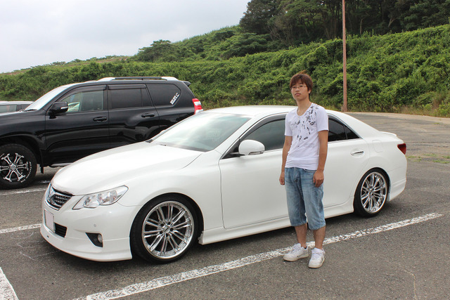 トヨタ・マークX(製作ショップ:ニューズ、オーナー:星山直人さん)。