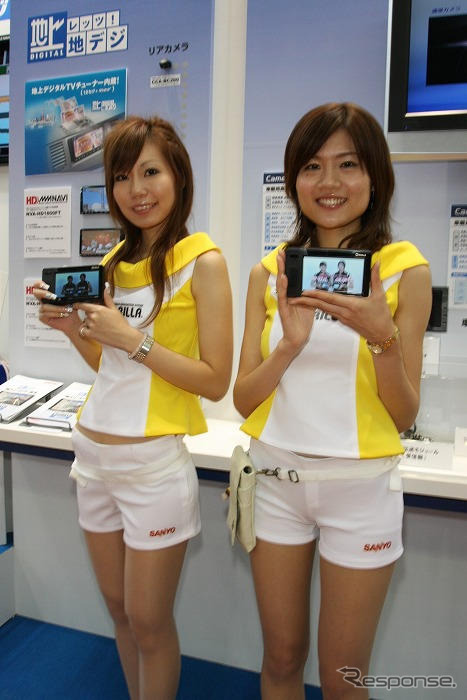 【東京モーターショー07】コンパニオン写真蔵…三洋電機 その3